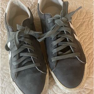 Vintage Havana low top shoes